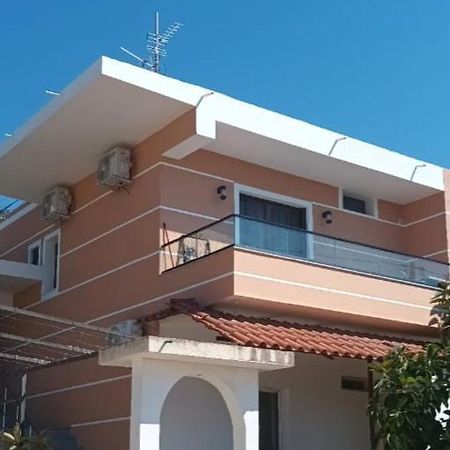 Miri'S Villa Sarandë Exterior foto